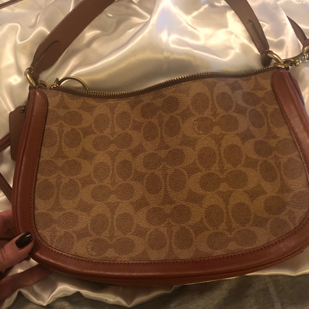 Coach Sutton Hobo shoulder/crossbody